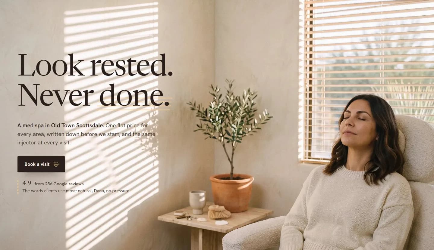 Solenne's finished first screen: a client resting by a sunny window